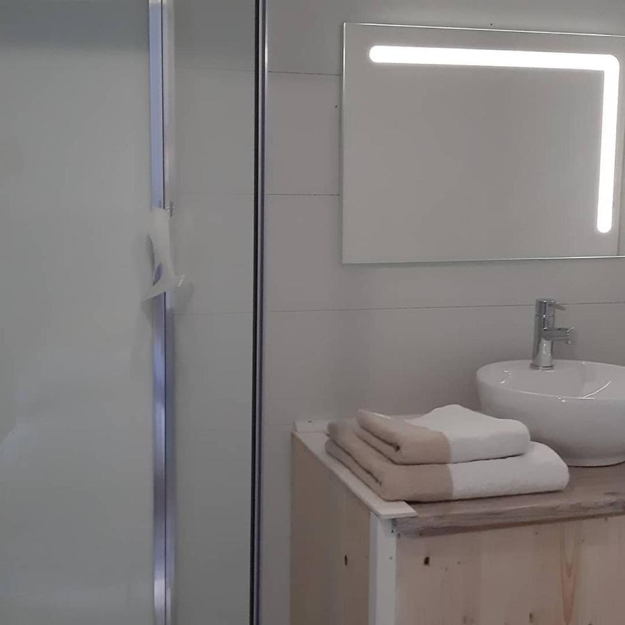 Relais Saint Vincent Hotel Thonville Екстериор снимка