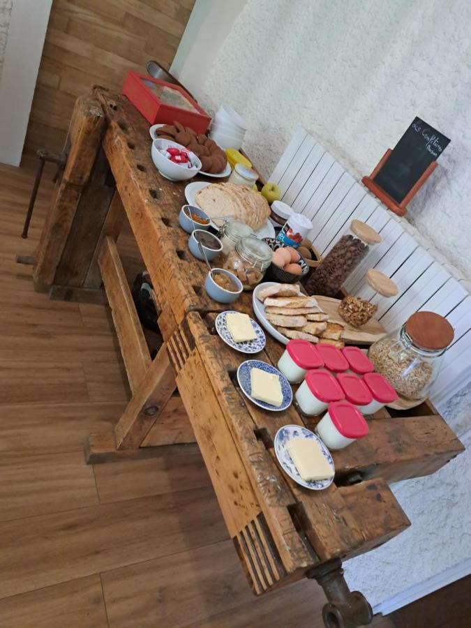 Relais Saint Vincent Hotel Thonville Екстериор снимка